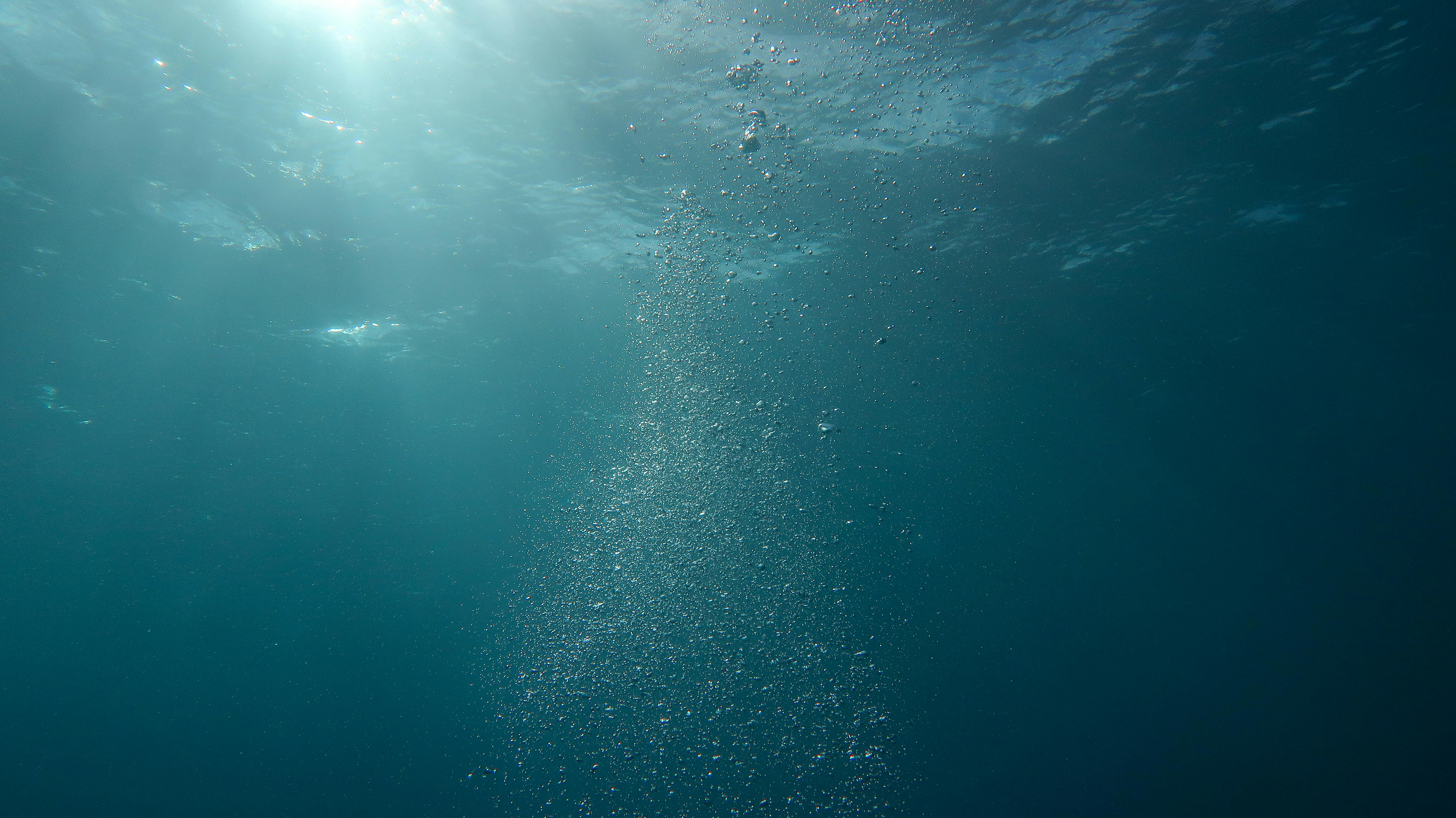 underwater-background